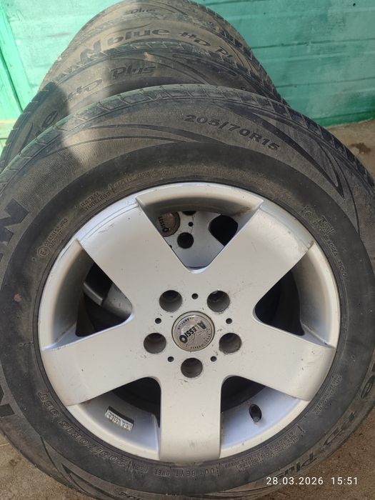 Резина летняя в сборе