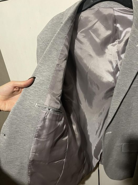 Сако и елек в сив цвят