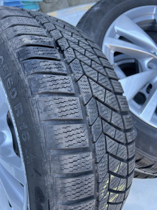 Jante aliaj originale BMW R16 cu cauciucuri iarna M+S 205/60/16!