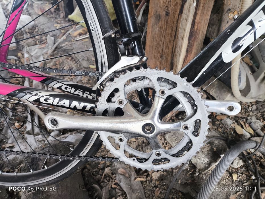 Продам шоссейный велосипед GIANT