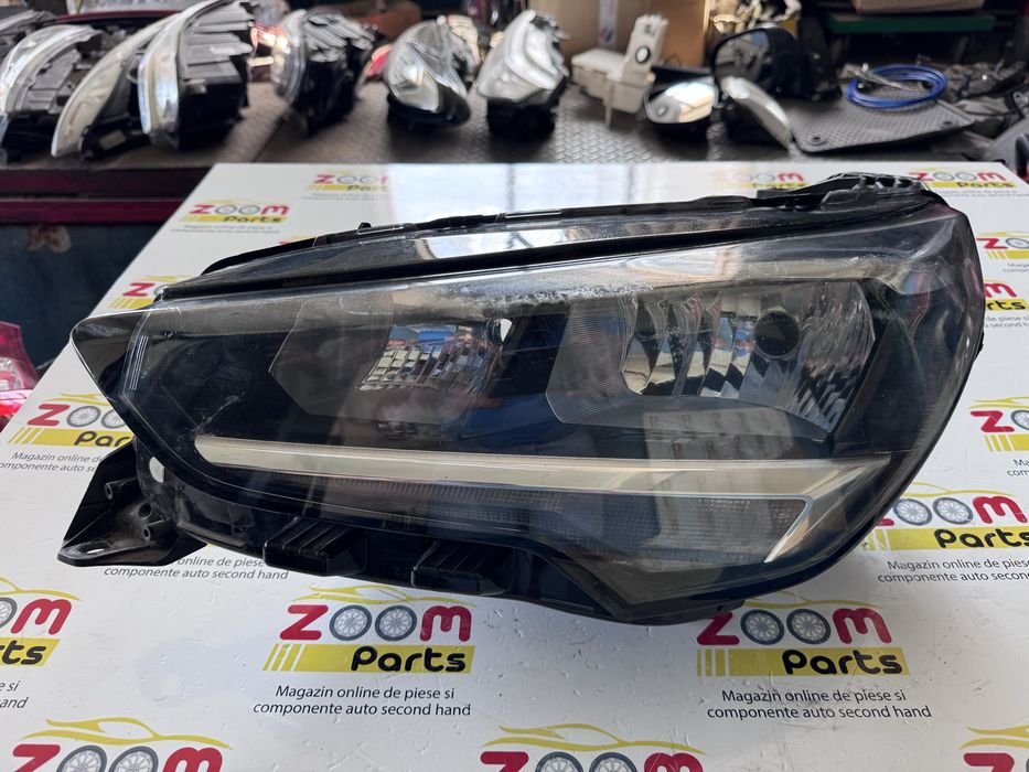 Far stanga halogen Opel Corsa F 2020-2026