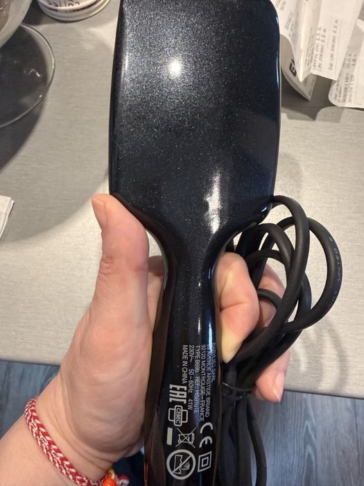 Четка за изправяне на коса на Babyliss