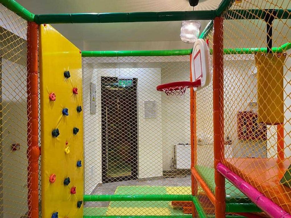 Loc de joaca modular Spatiu de joaca labirint modular