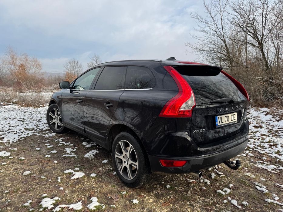 VOLVO XC60 2011 — imagine 2