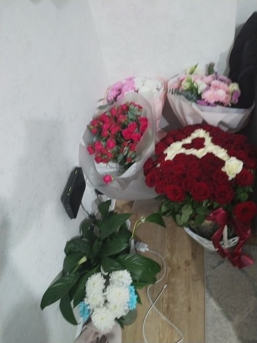 Букеты продается срочно
