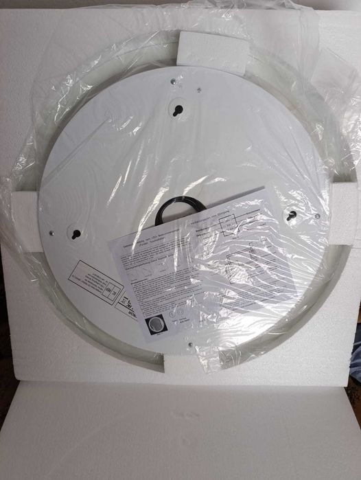 Vând oglinda baie led