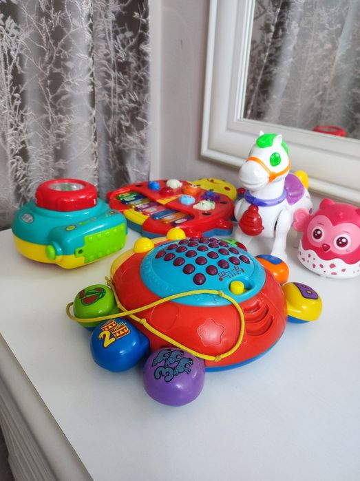 Развивающие игрушки для малышей (набор)