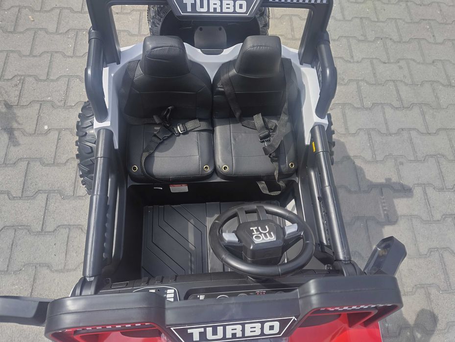 F1 Двуместен акумулаторен джип TURBO 4x4 червен