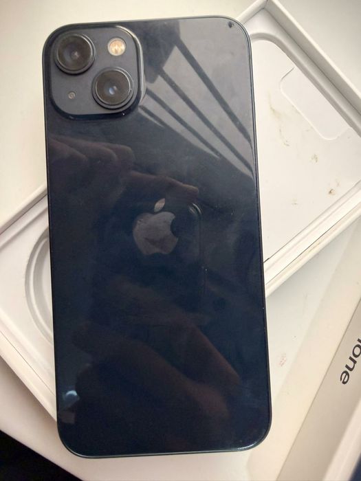IPhone 13 в хорошем состояний