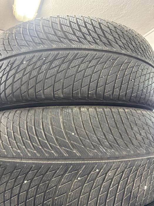 275.55.19 4 бр зимни гуми MICHELIN Гумите са като нови !