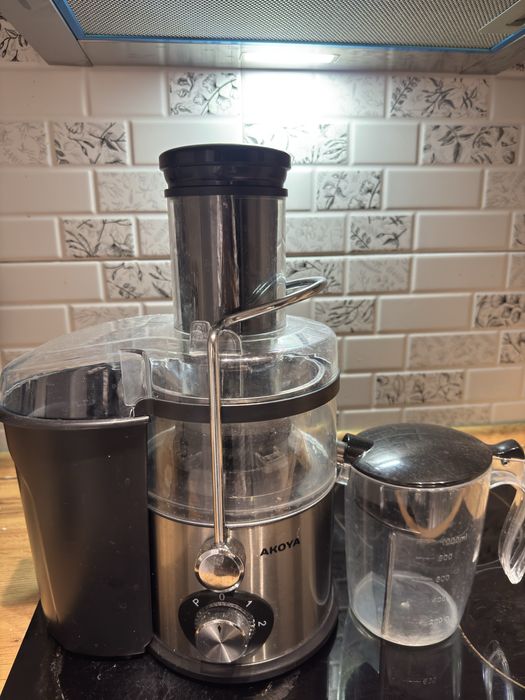 Соковыжималка Akoya