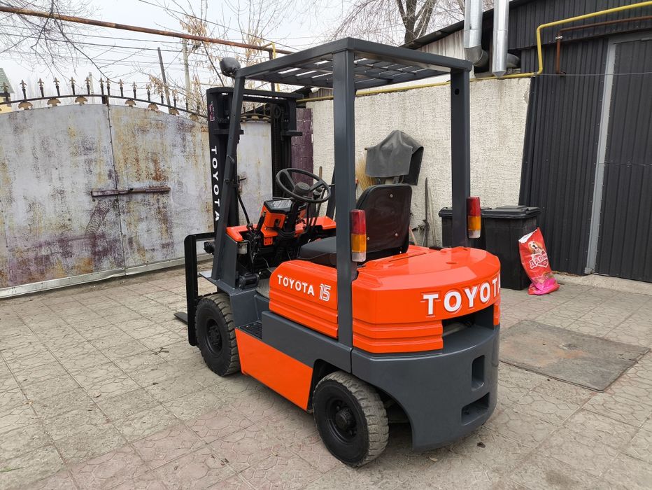 Продам вилочный погрузчик