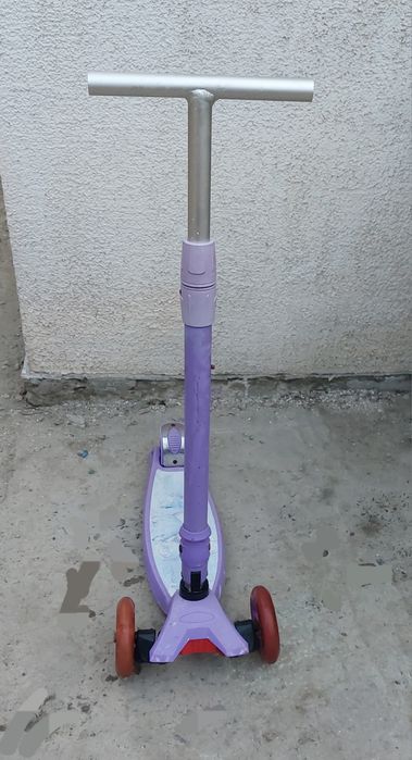 Детский удобный самокат