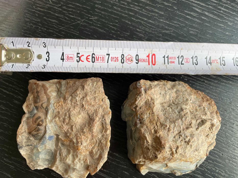 doua agate Turcia, 1 nodul taiat in jumatati, o felie agat