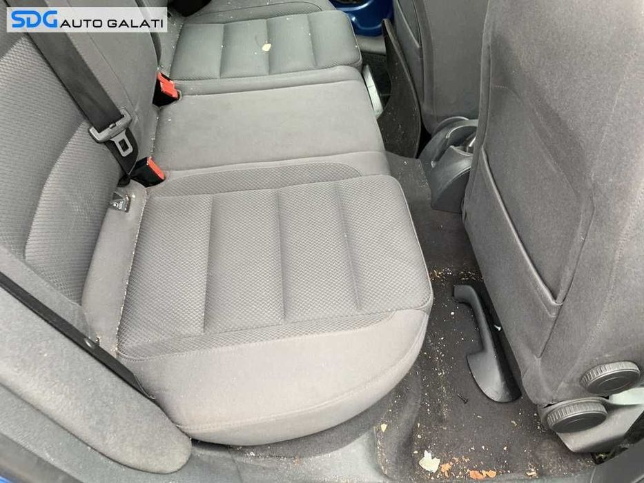 Scaun Scaune Fata si Bancheta cu Spatar Textil FARA Incalzire VW Golf 5 2004 - 2008