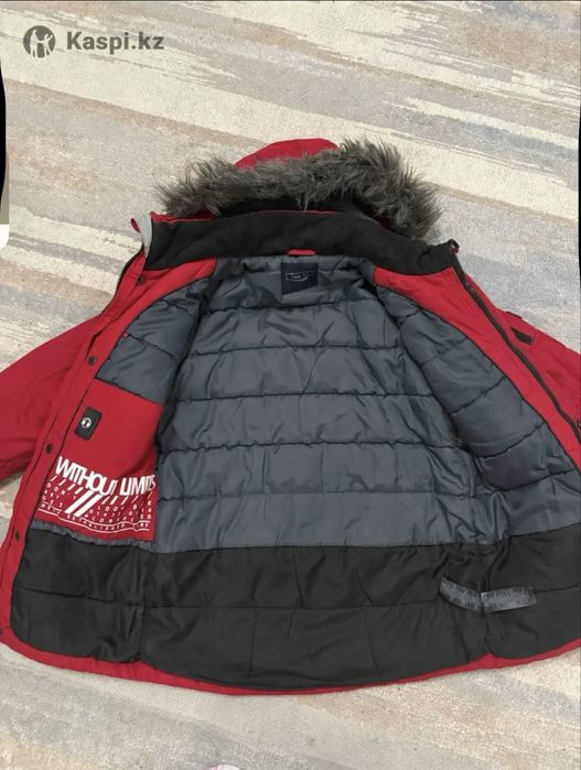 Демисезонная куртка для мальчика