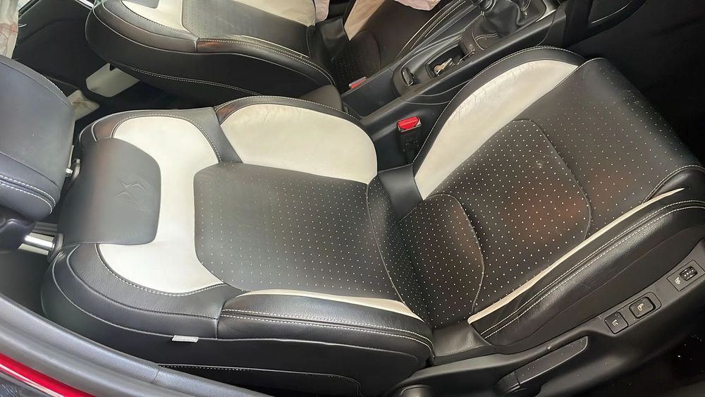Dezmembrez piese Citroen DS 4