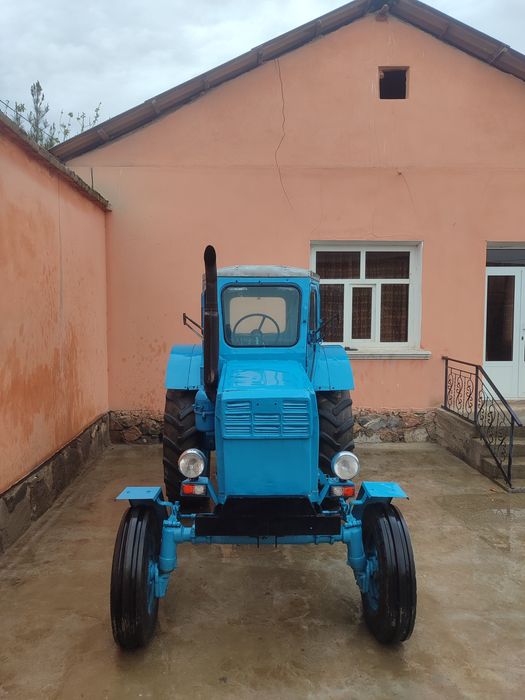 T 40 traktori aybi yuq hamma joyiga javob