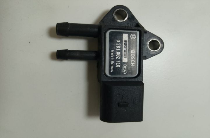 Senzor   Bosch presiune gaze 0281002710 Volkswagen VW Transporter T5