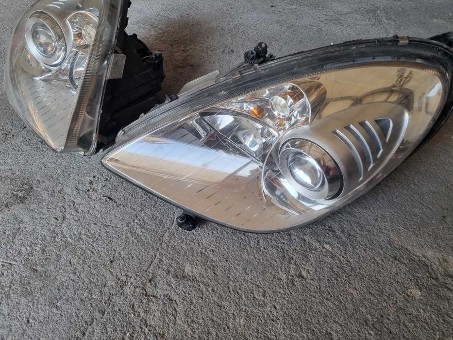 Ляв и десен фар за SLK R171 (2004-2011)