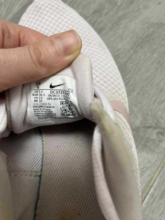 маратонки Nike 36.5