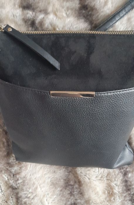 Чанта Primark през рамо-черна запазена