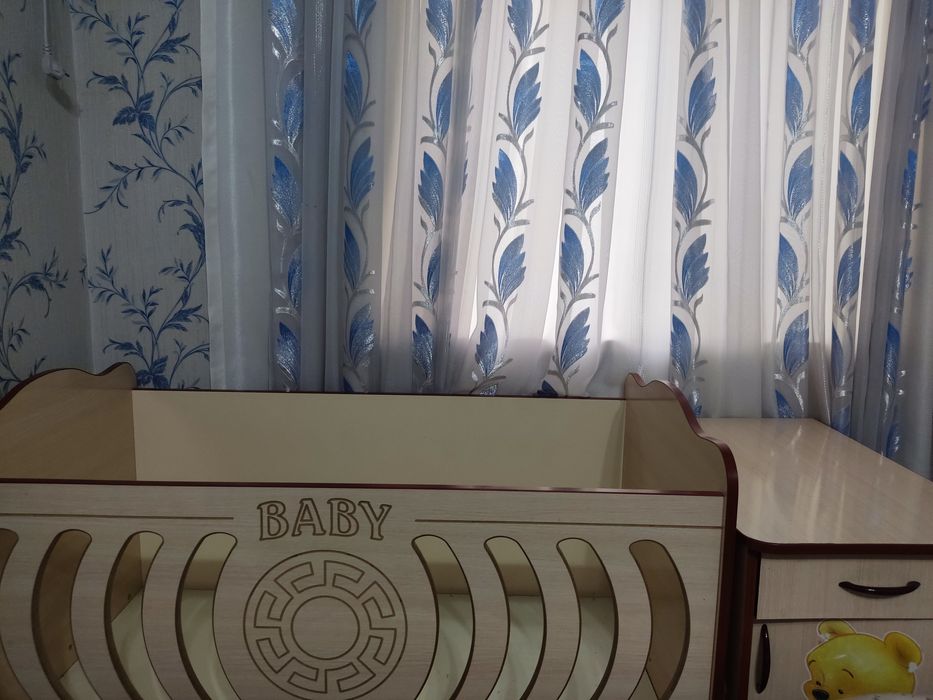 Bolalar mebeli sotiladi