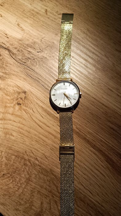 Ceas de dama nou nout,model deosebit