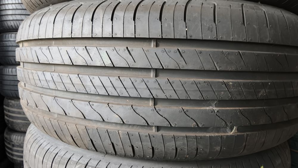 Set 4 anvelope noi vara  noi GoodYear 215 55 17, dot.3323, pret/buc.