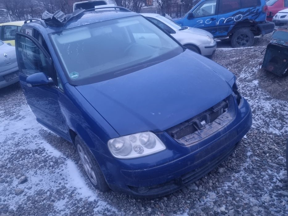 Volkswagen Touran din 2007 motor 1.9 AVQ  cutie manuala 6 trepte