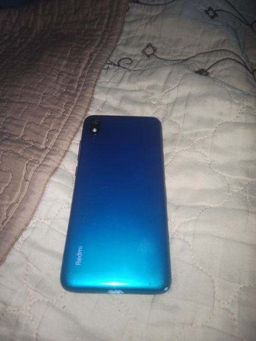 Редми. 7 а. В рабочем состоянии всё работает...