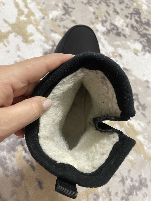 Зимние споги 6000 тг