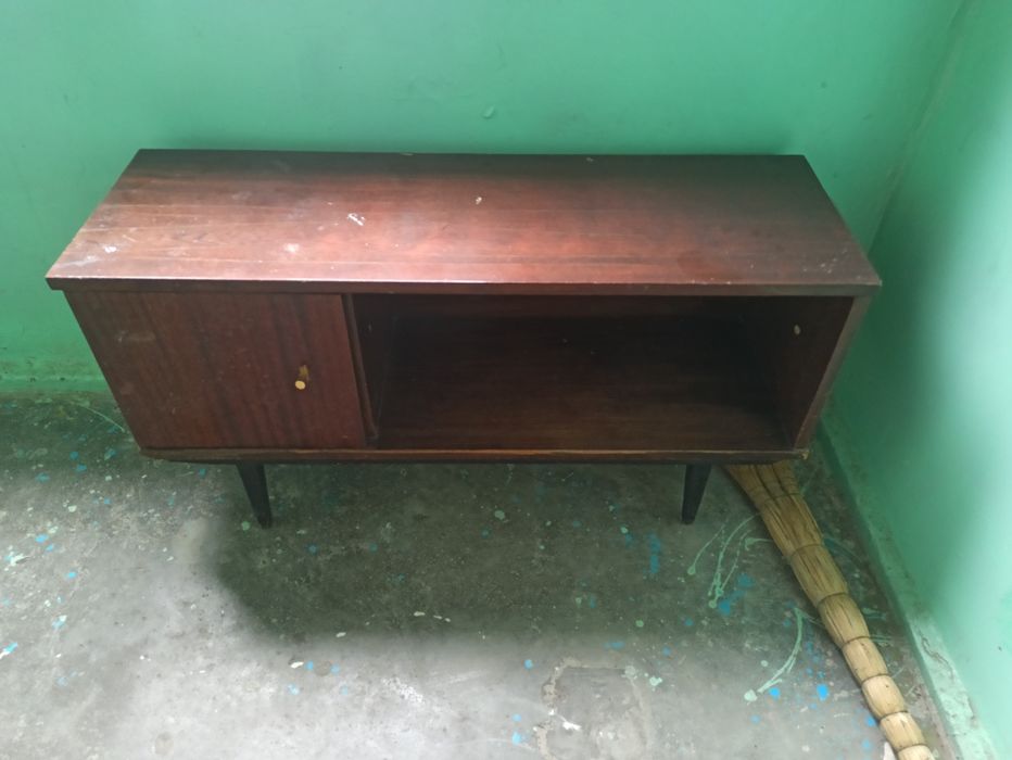 Подставка для зеркала