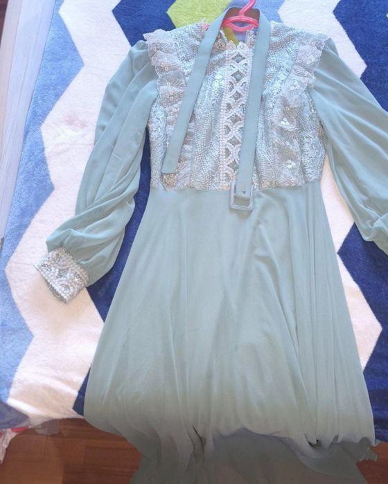 Ayyolar ko'ylagi sotiladi