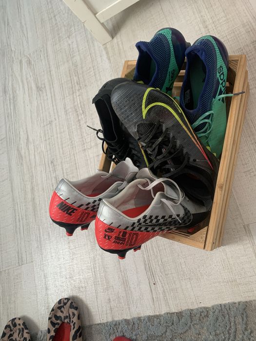 Vand gehte de fotbal la pret mic