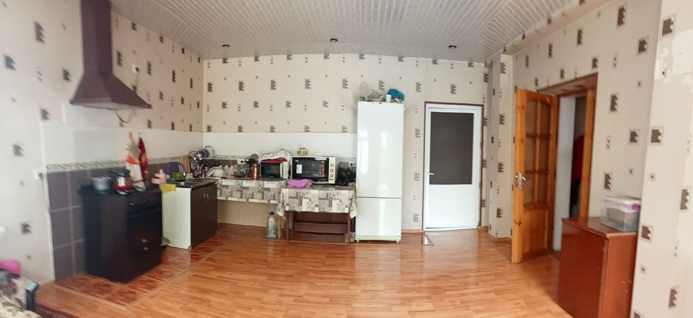 Продаётся частный дом-дача, ,8 сот,10 ком., 2этаж. Кибрай ,