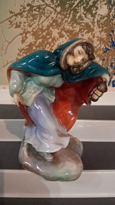 Колекционерски фигури Royal Doulton