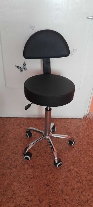 Стол с колелца и механизми (работен)