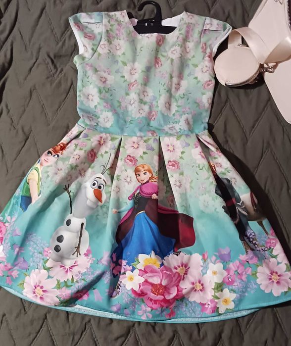 Детски рокли и костюм