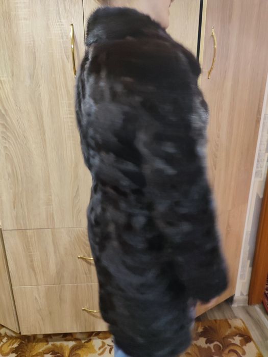 Продам норковую шубу