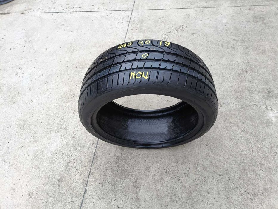 O anvelopa noua de vara 245 40 19 pirelli p zero