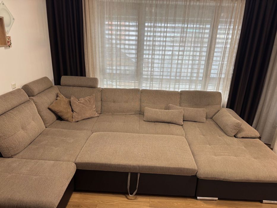 Страхотен диван. Като нов