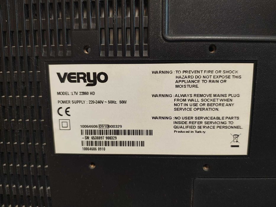 TV LCD Veryo 22" HD cu telecomandă, HDMI, VGA, SCART