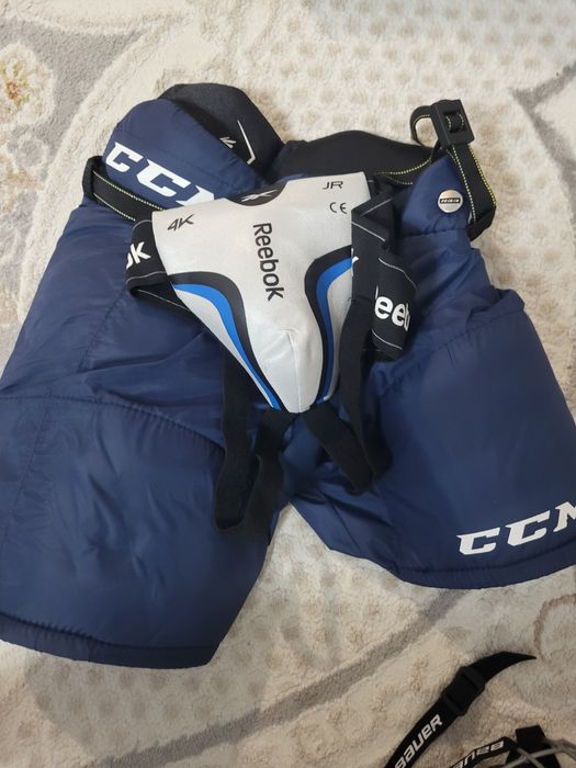 Продаётся хоккейная форма