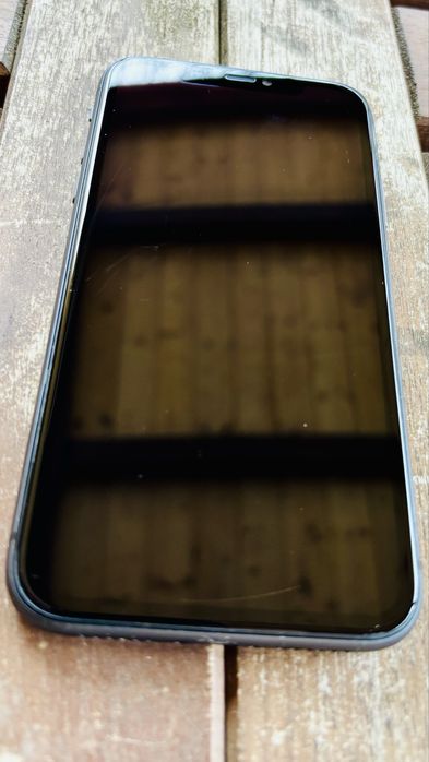 iPhone 11 64GB in stare excelenta