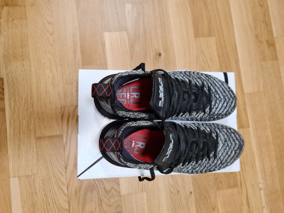 Pantofi basket Nike LeBron 16 Oreo AO2588-006 , marime 45 ( US 11)