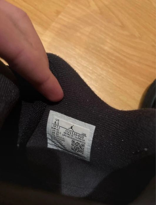 Air Jordan 4 blavk cat