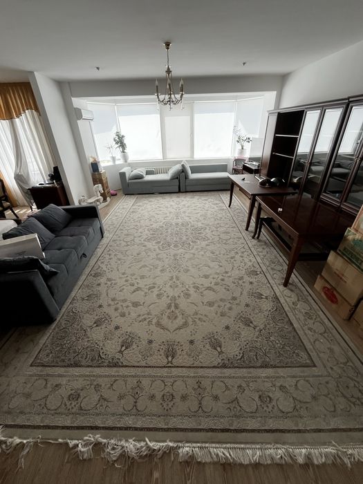 Иранский ковёр размером 6х3,5.