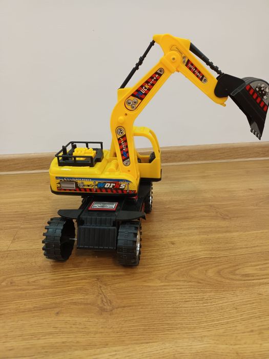 Masinute, utilaj, tractor