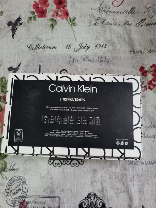 Set 3 boxeri bărbați Calvin Klein – M / L / XL – cutie inclusă